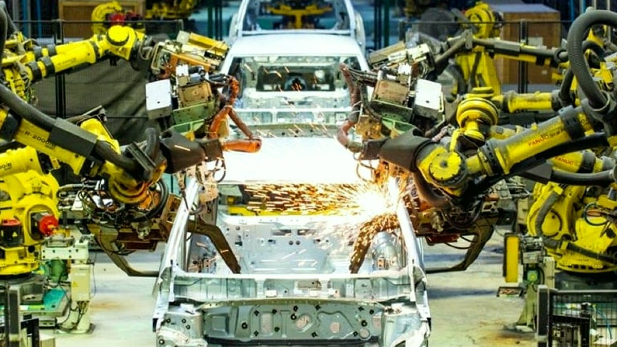 Elektrikli Araç Devinde Batarya Sorunu: 100 Bin Sipariş Gecikiyor