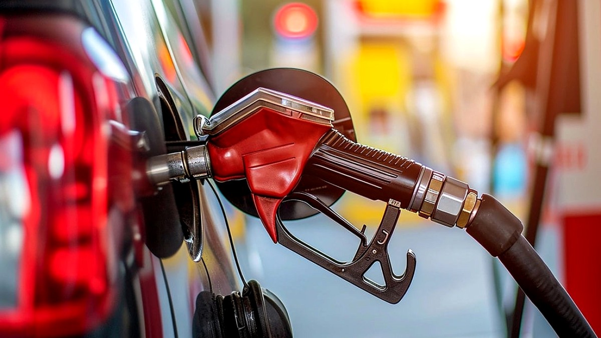 Brent Petrol Geriledi: Motorine Büyük İndirim Yolda
