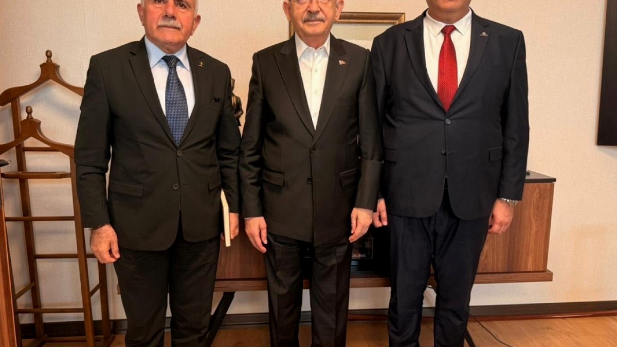 CHP'de Kritik Dönemeç: Kılıçdaroğlu'ndan Siyasi Kulisleri Hareketlendiren Hamle