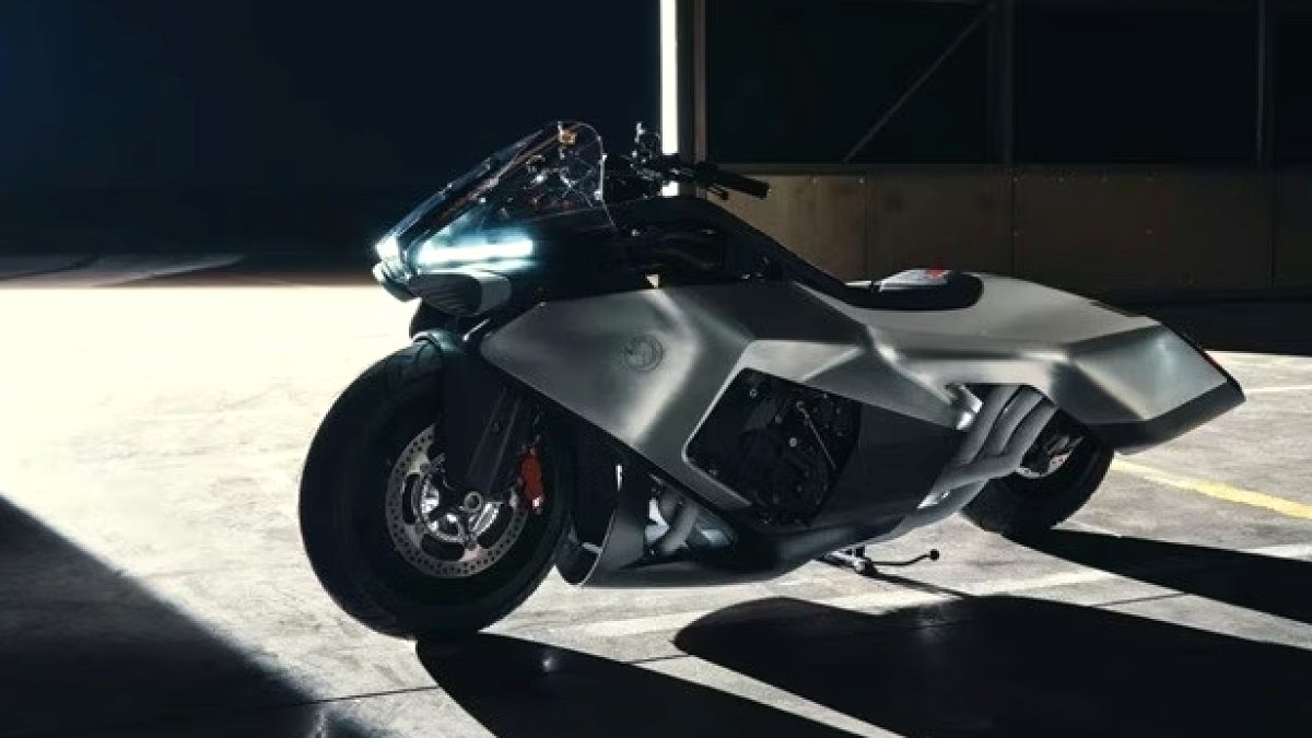 Savaş Uçağı Tasarımlı BMW Vision K18 Motosiklet Tanıtıldı