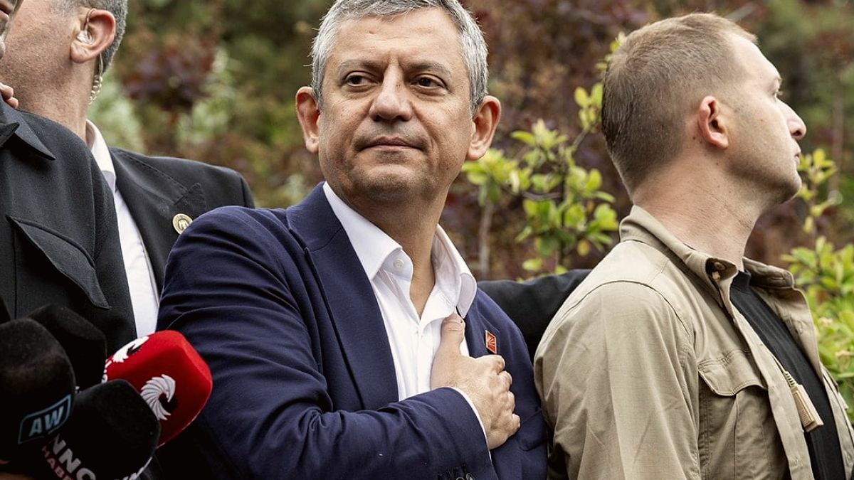 Özgür Özel'in Meclis'teki İlk Konuğu Belli Oldu: Kritik Görüşme