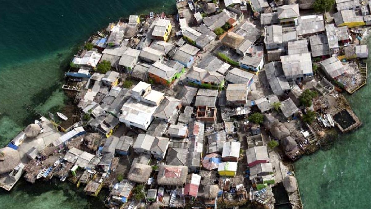 Dünyanın En Yoğun Nüfuslu Adası: Santa Cruz del Islote'nin Geleceği Tehlikede