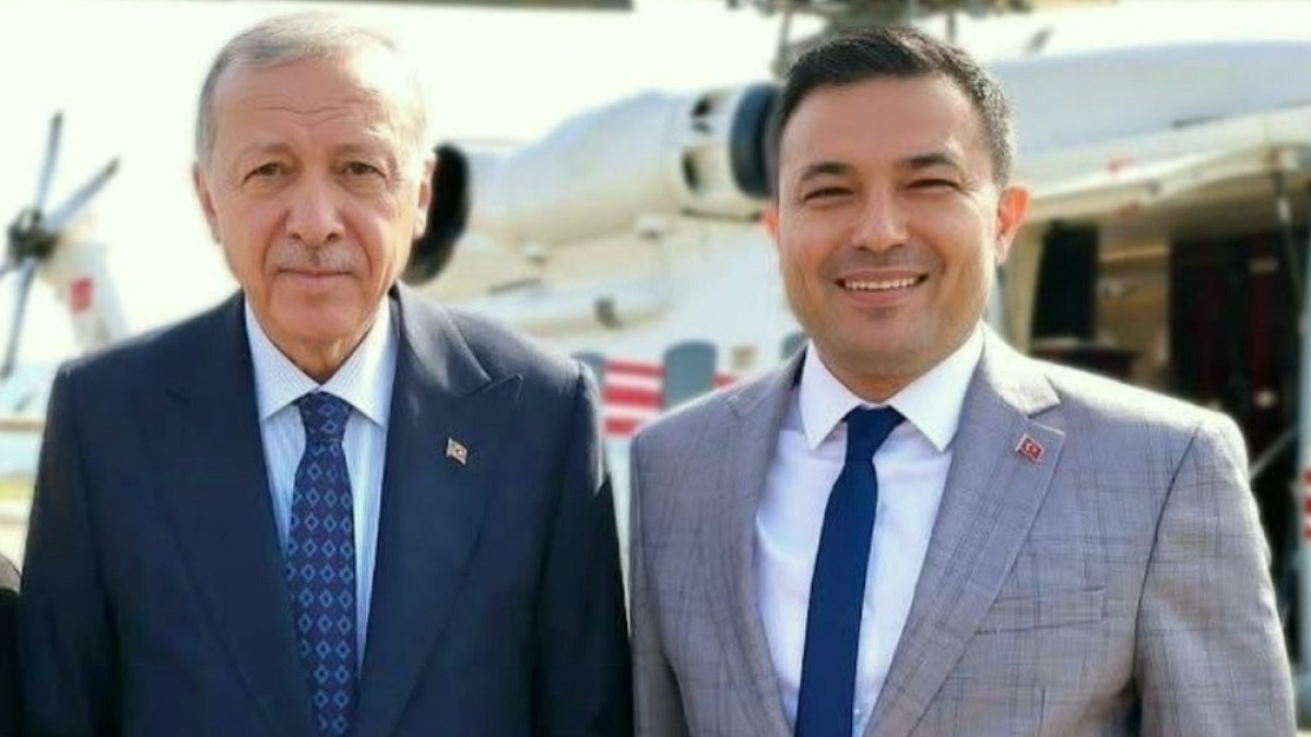 AKP'de Sürpriz İstifa: MKYK Üyesi Umut Tuncer Siyaseti Bıraktı