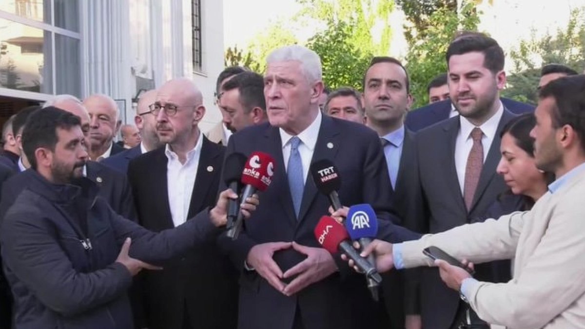 İYİ Parti Lideri Dervişoğlu'ndan Bayram Namazı Sonrası Anlamlı Mesajlar