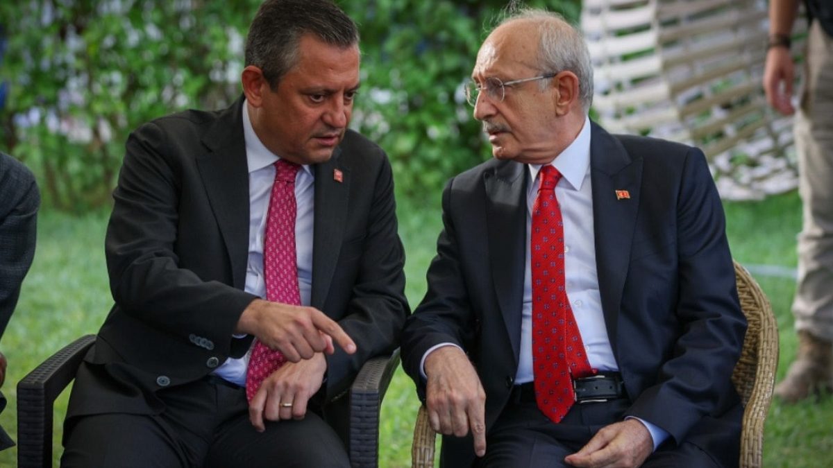 CHP'de Kurultay Tartışması: Kılıçdaroğlu'nun Hukuki Yolu ve Özgür Özel'in Hamlesi