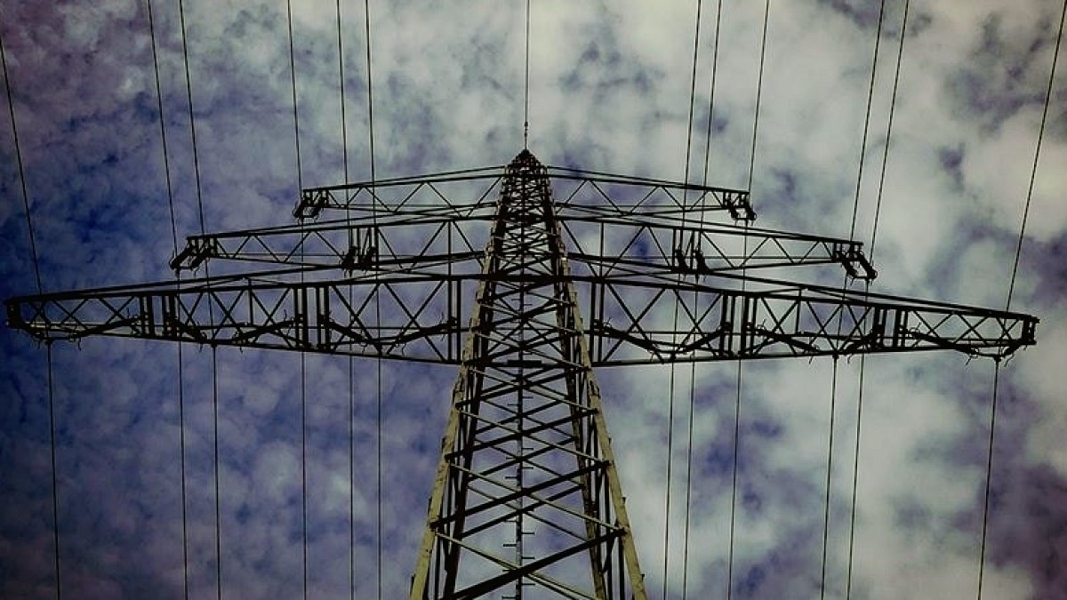 Türkiye'nin Enerji Dengesi: Üretim Tüketimi Aştı, İhracat Odaklı Politika Sürüyor