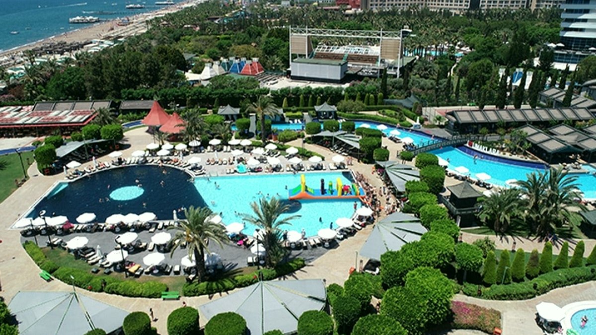 Turizm Sektöründe Derin Kriz: 1500 Otel Satışa Çıkarıldı