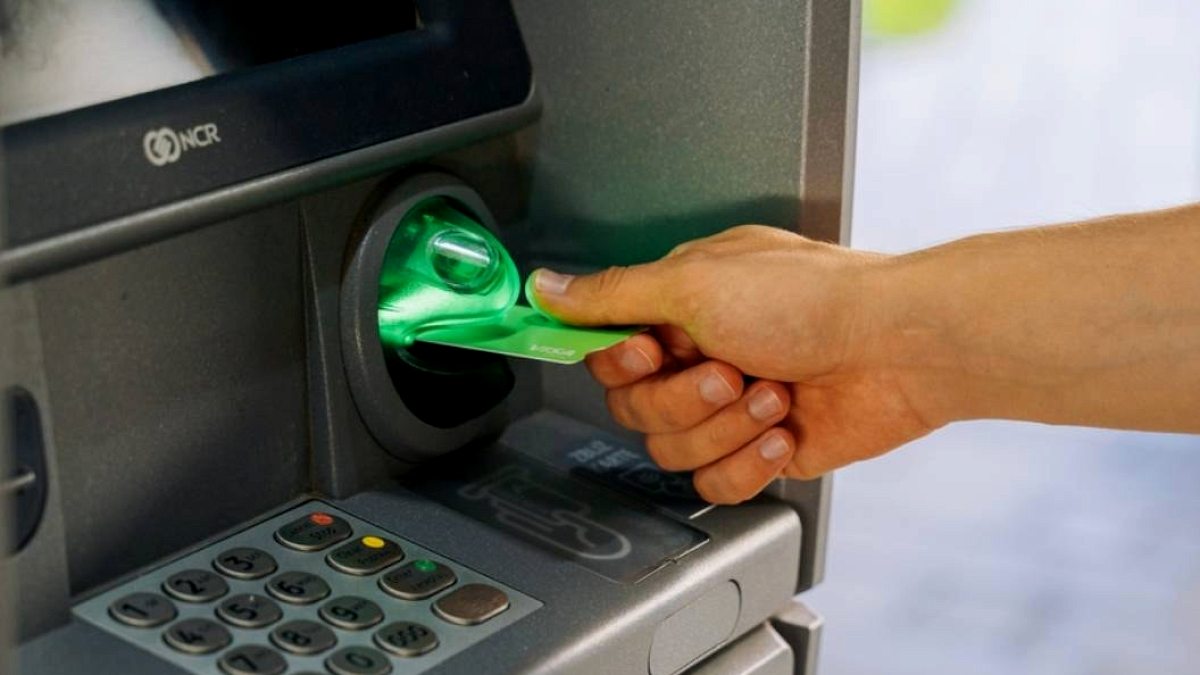 Fransa'da Bankacılık Dönüşüyor: Ortak ATM Ağı Kuruluyor
