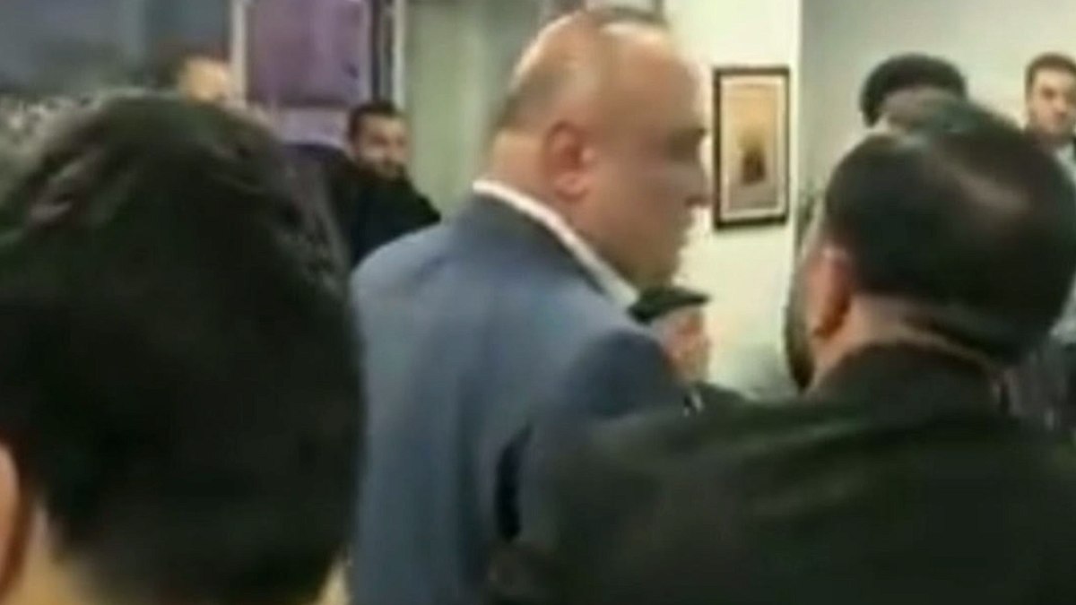 CHP Gaziantep Milletvekili Melih Meriç'e Parti Binada Tepki