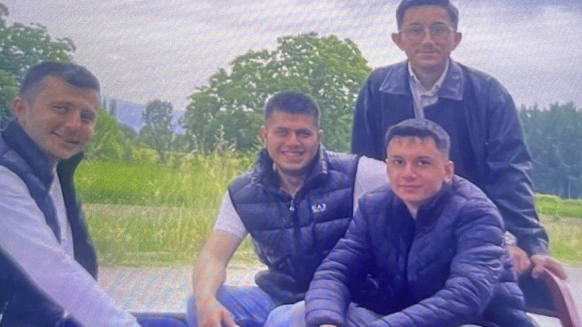 Selfie Çekimi Faciaya Dönüştü: 2 Gencin Akıbeti Bilinmiyor