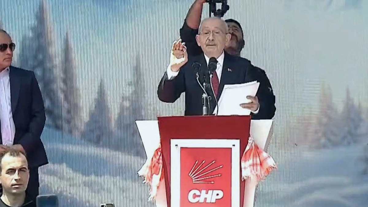 Kılıçdaroğlu'ndan Dikkat Çeken Konuşma: Partisine Yönelik Eleştiriler ve İktidara Sessizlik