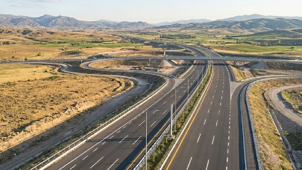 42 İlin Bağlantı Noktası Olacak Yeni Otoyol: Ankara-Kırıkkale Hattı Açılıyor