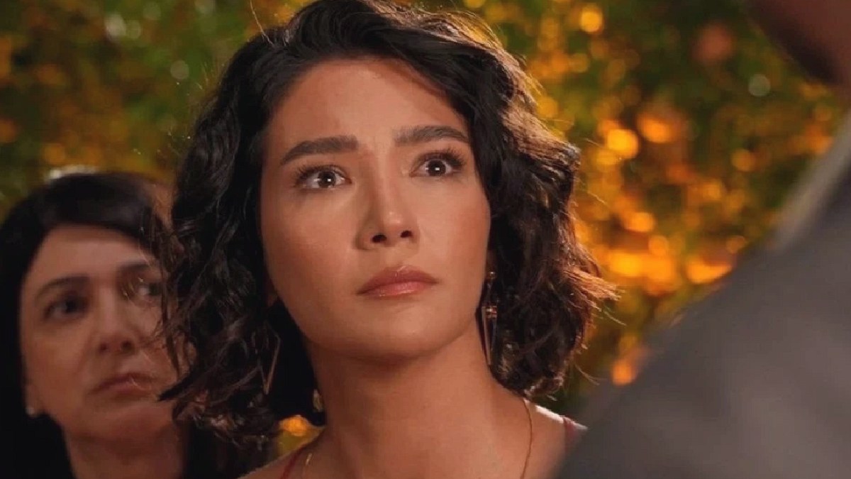 Aybüke Pusat'tan Şok Eden Açıklamalar: 'İntihara Sürüklerim'