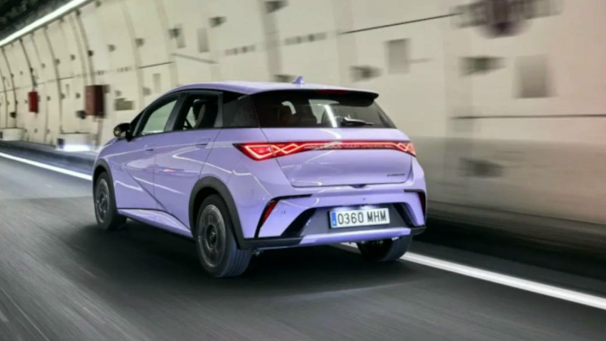 BYD'den Sürücülere Güvence: Otonom Sürüş Kazalarında Masrafları Karşılayacak