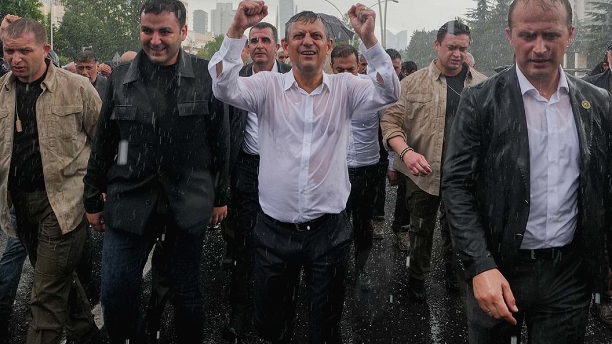 CHP'de Parti İçi Değişim Rüzgarı: Pazartesi İmza Süreci Başlıyor