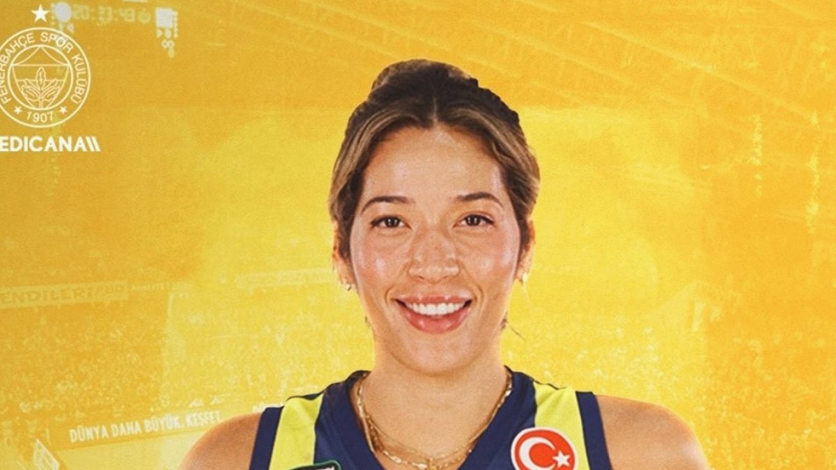 Fenerbahçe'de Voleybol Takımında Ayrılık Rüzgarı: Yaasmeen Bedart-Ghani ile Yollar Ayrıldı