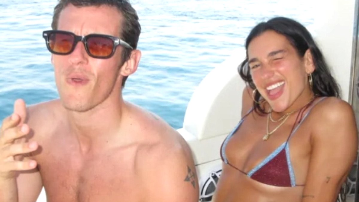 Dua Lipa ve Callum Turner'dan Sürpriz Nikah: Yılın Magazin Olayı