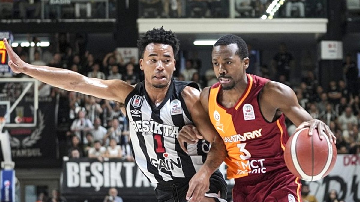 Beşiktaş ve Galatasaray'a TBF'den Ağır Cezalar