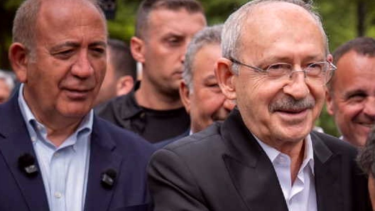 CHP'de Kurultay Tartışmaları: İstanbul Delegasyonunun Meşruiyeti Sorgulanıyor