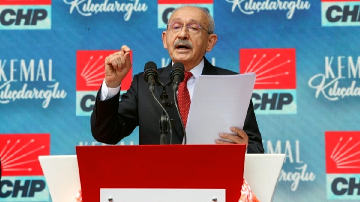 CHP'de Parti İçi Mücadele: Rejimin Yerleşmesine Karşı Kurultay Talebi