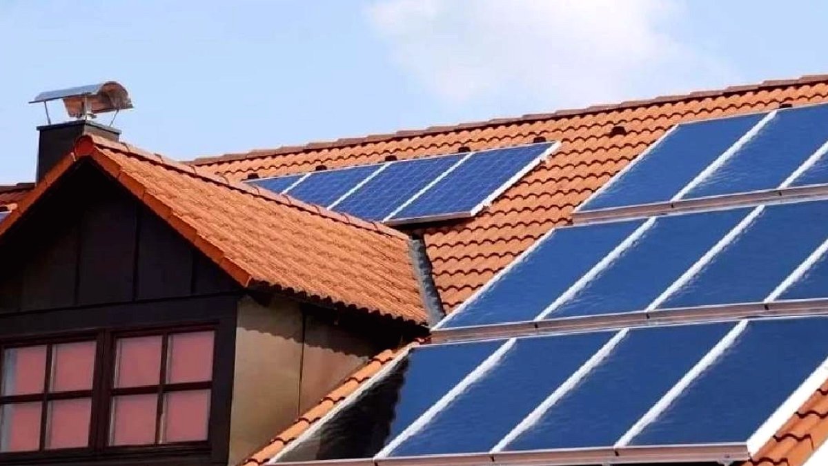 Evler Enerji Üretiyor: Fazla Elektrik Satılarak Gelir Elde Ediliyor
