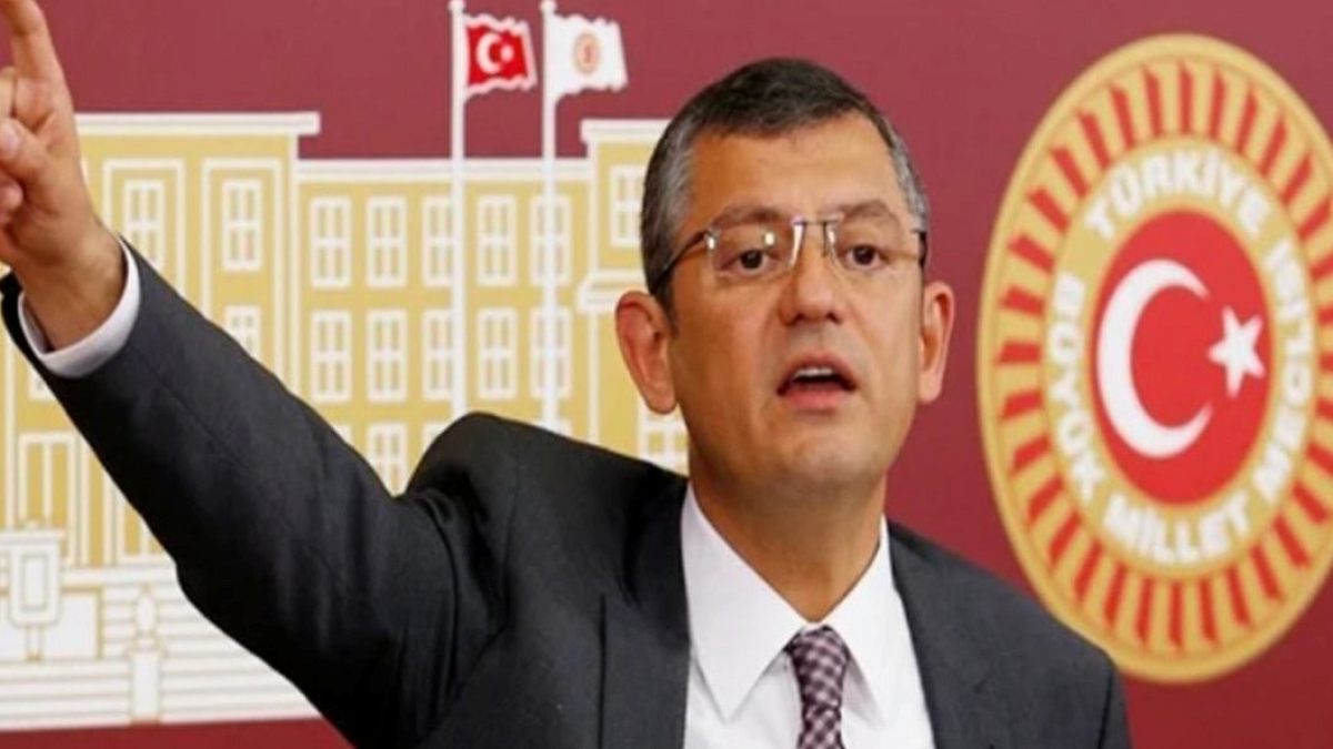 Özgür Özel'in 15 Temmuz Direnişi: İsmail Kahraman'dan Övgü Dolu Anılar