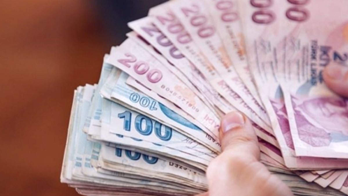 Banka Hesabında 1 Trilyon Lira Gördü: Hayatı Bir Anda Değişti