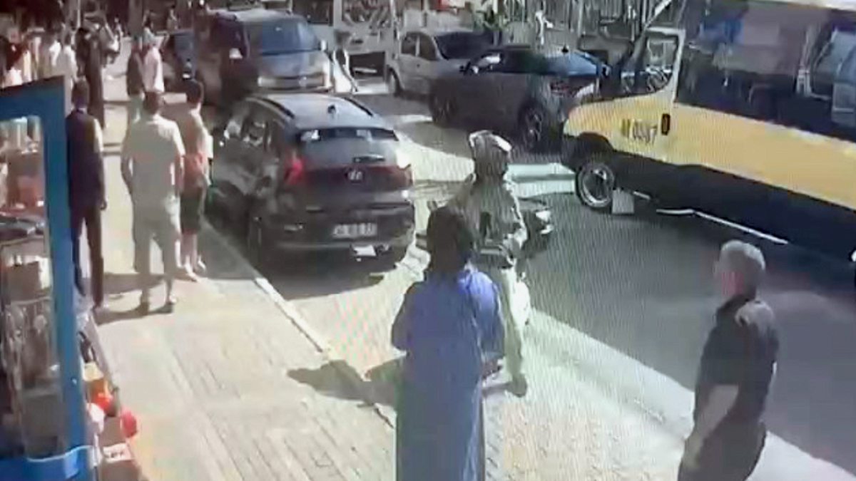 Avcılar'da Çocuk Kavgasında Bıçaklı Saldırı: 1 Yaralı, 3 Şüpheli Yakalandı