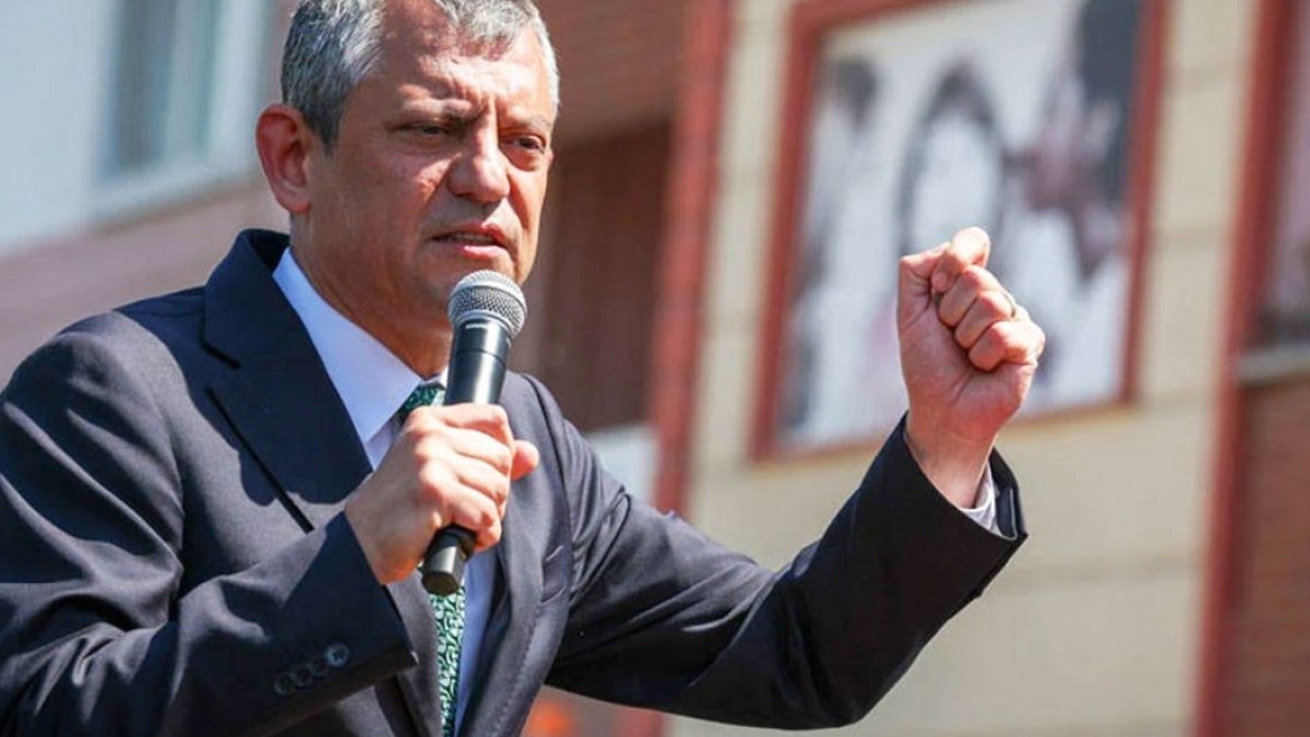 CHP Liderinden Tartışma Yaratacak Parti Açıklaması: "İkinci Bir Parti Hazırlığı Gerekebilir"