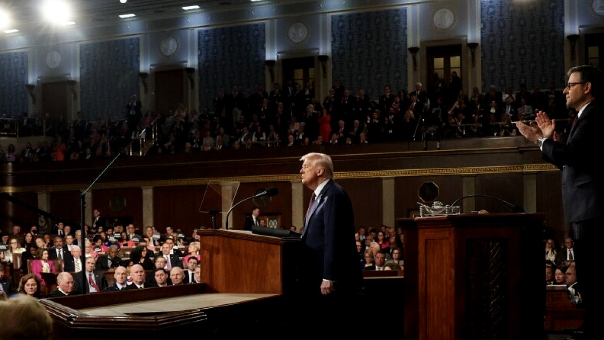 ABD Temsilciler Meclisi'nden Trump'a İran Hamlesi: Savaş Kararı Tartışmaya Açıldı