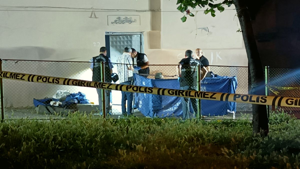 Bursa'da Kan Donduran Cinayet: Kapıyı Çalan Şüpheli Karı-Kocayı Öldürdü