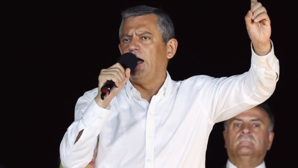CHP Yurt Dışı Birlikleri'nden Özgür Özel'e Tam Destek