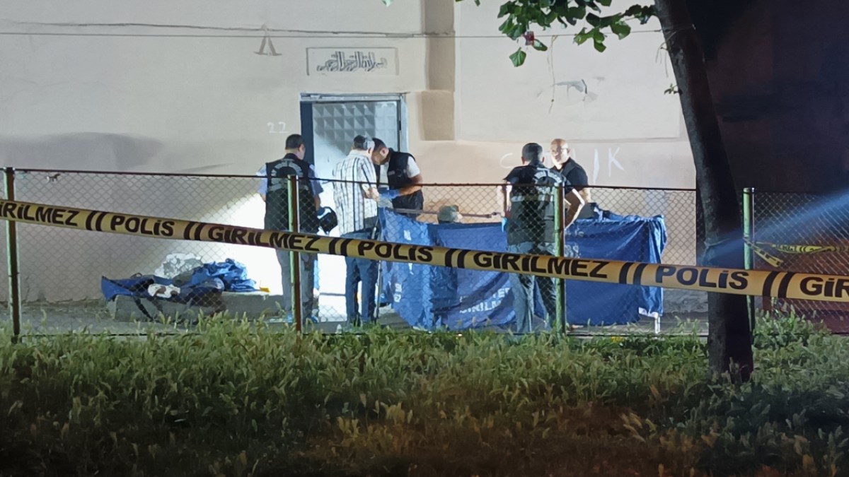 Bursa'da Kan Donduran Olay: Karı-Koca Evlerinde Öldürüldü