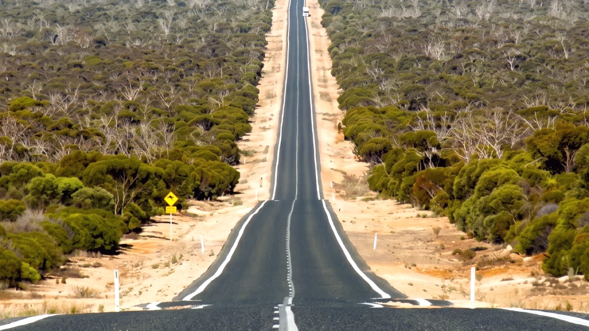Avustralya'nın Döngüsel Otoyolu: 14.500 Km'lik Sonsuz Yolculuk
