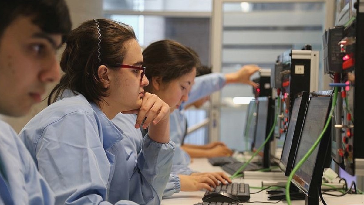 Türkiye'de En Çok Mutsuzluk Yaşayan Meslekler Açıklandı