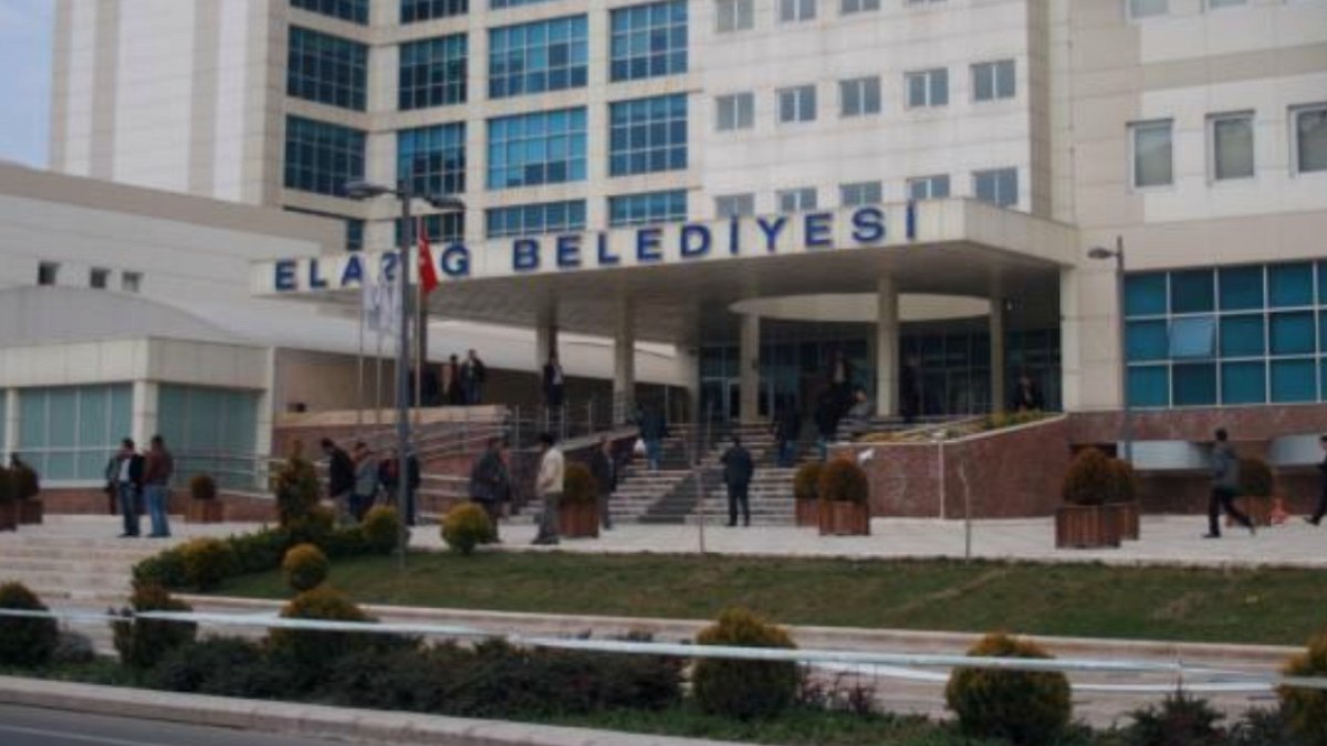 Elazığ Belediyesi'nden Milyonluk Tespih Müzesi: Faturalar Gecikirken Tepkiler Yükseliyor