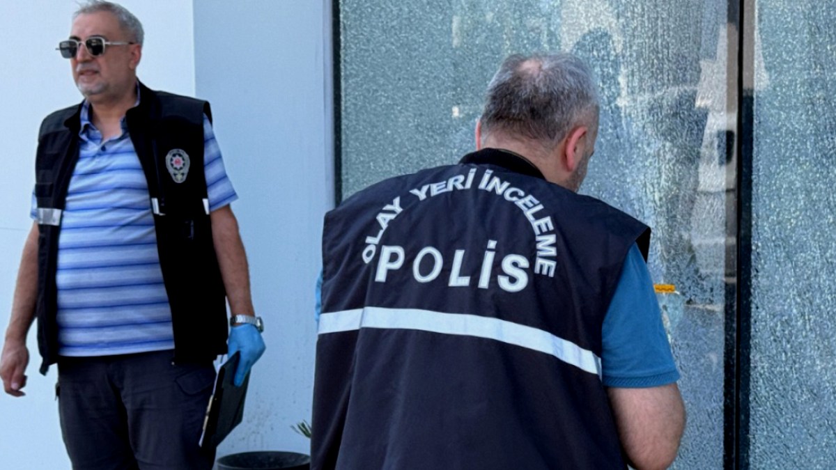 Antalya'da Oto Galeriye Silahlı Saldırı: Çalışmalar Başlatıldı