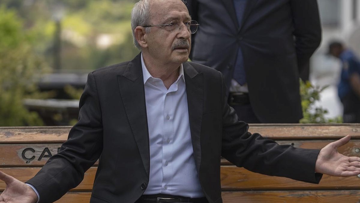 CHP'de Liderlik Tartışması: Kılıçdaroğlu'nun Performansı Eleştirilerin Odağında
