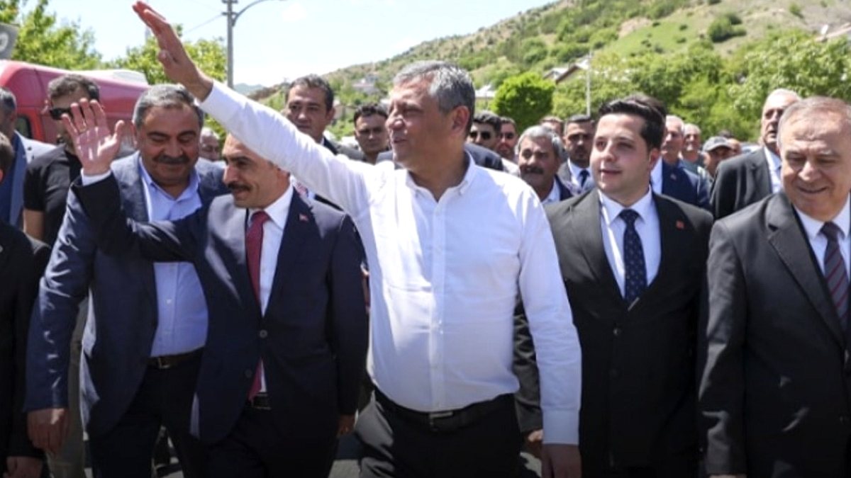 CHP'li Gençlerden Olağanüstü Kurultay Talebi: 'Parti Dizayn Edilemez'