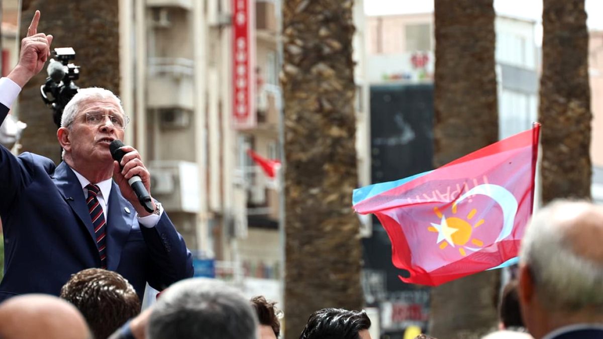 İYİ Parti Liderinden Sert Tepki: Özgür Özel'in Tutuklanması Toplumsal Huzuru Bozar