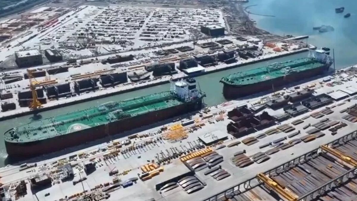 Çin'den Küresel Gemi İnşa Sektörüne Rekor İmza: 2 Dev Tanker Eş Zamanlı Teslim Edildi