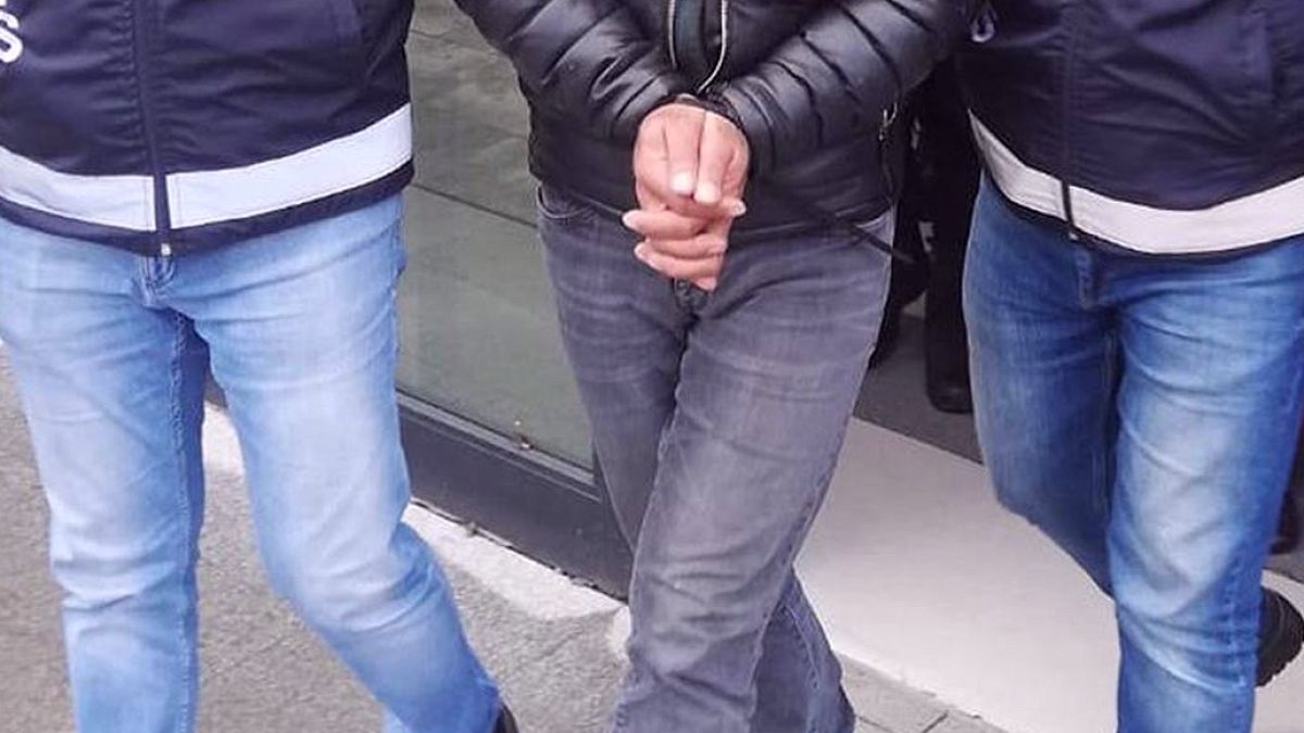 Afyonkarahisar'da Yakalanan 8 Düzensiz Göçmen Sınır Dışı Edildi