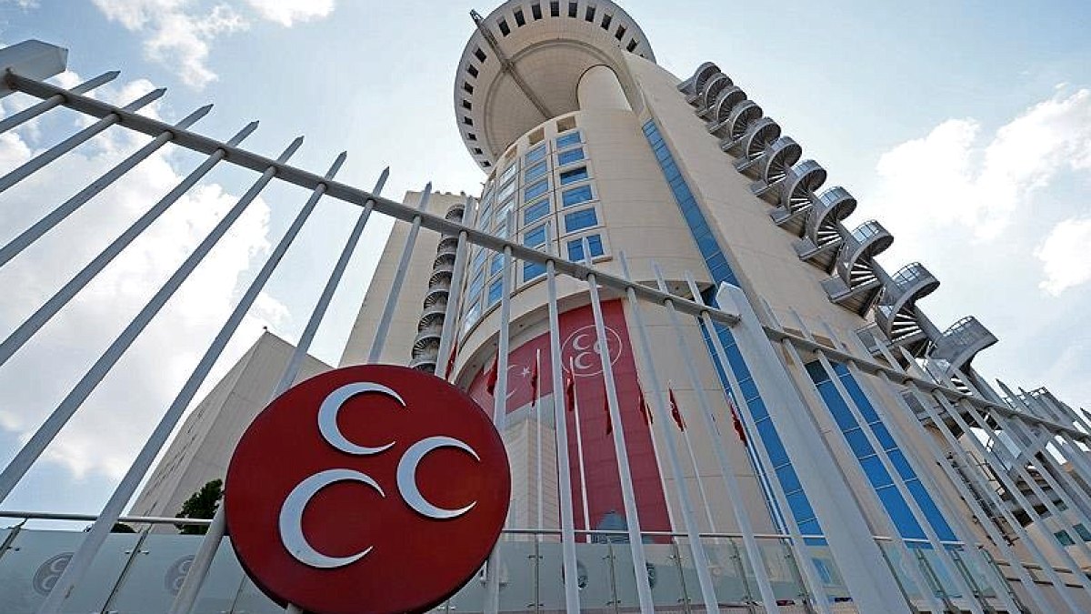 MHP'de Yaprak Dökümü Devam Ediyor: Kilis İl Teşkilatı Feshedildi