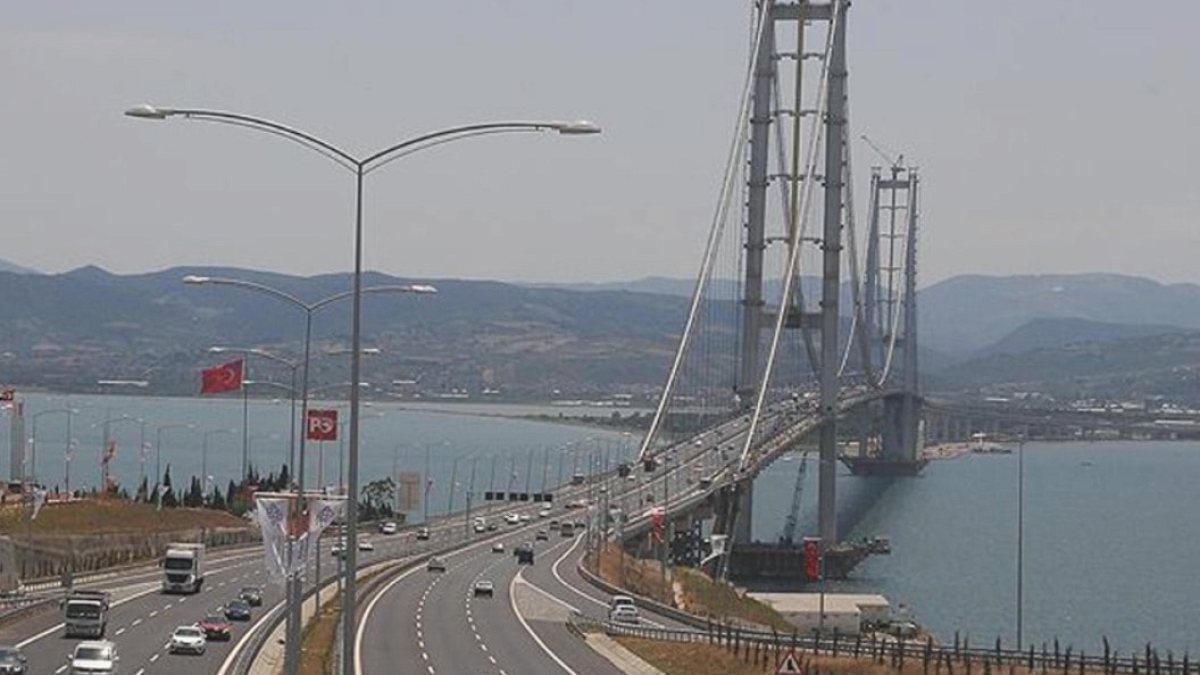 Osmangazi Köprüsü'nde Bayramda Hazine'ye Yük Olan Kara Delik