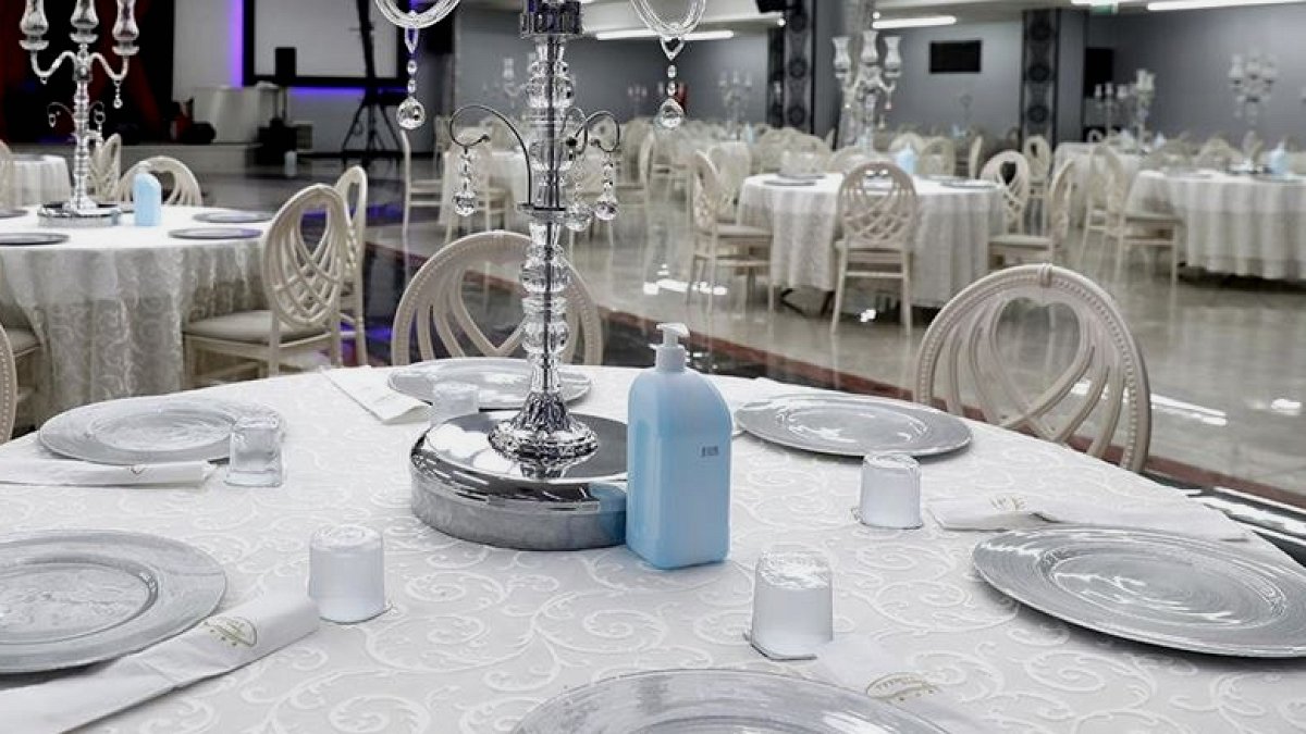 Yaz Düğünleri Cep Yakıyor: Yemek Maliyetleri Rekor Seviyede