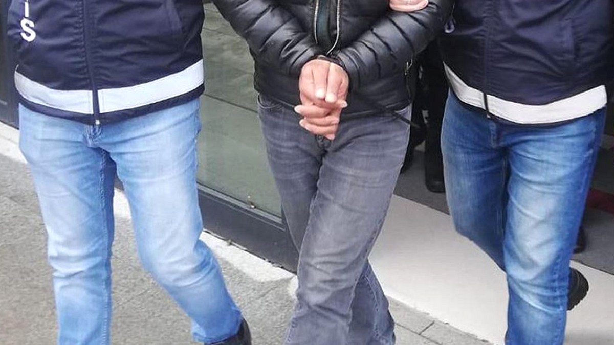 Afyonkarahisar'da Yakalanan 8 Düzensiz Göçmen Sınır Dışı Edildi