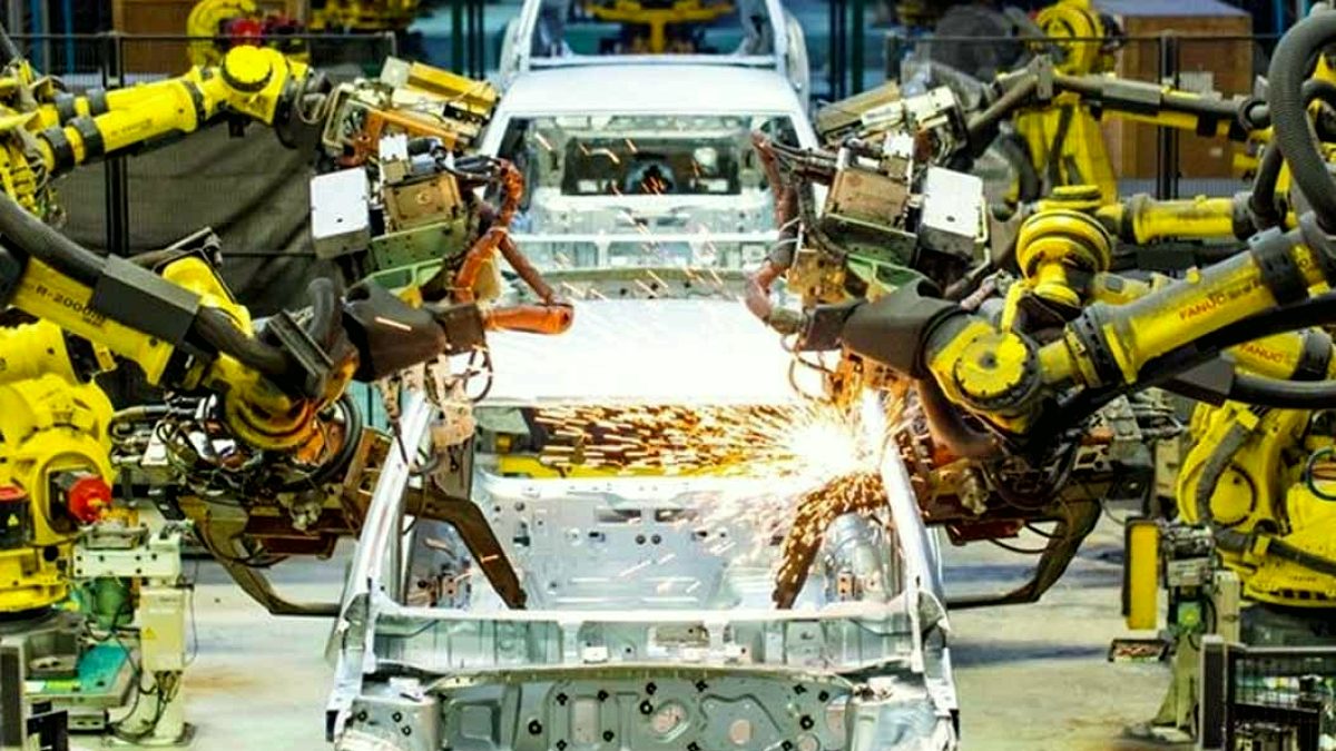 Efsane Citroën 2CV Elektrikli Geri Dönüyor: Ucuz Fiyatla Rekabeti Kızıştıracak