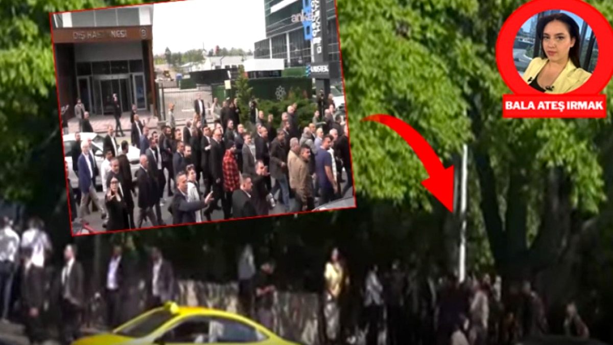 CHP'de Liderlik Krizi: Meclis'te Gergin Bekleyiş Sürüyor