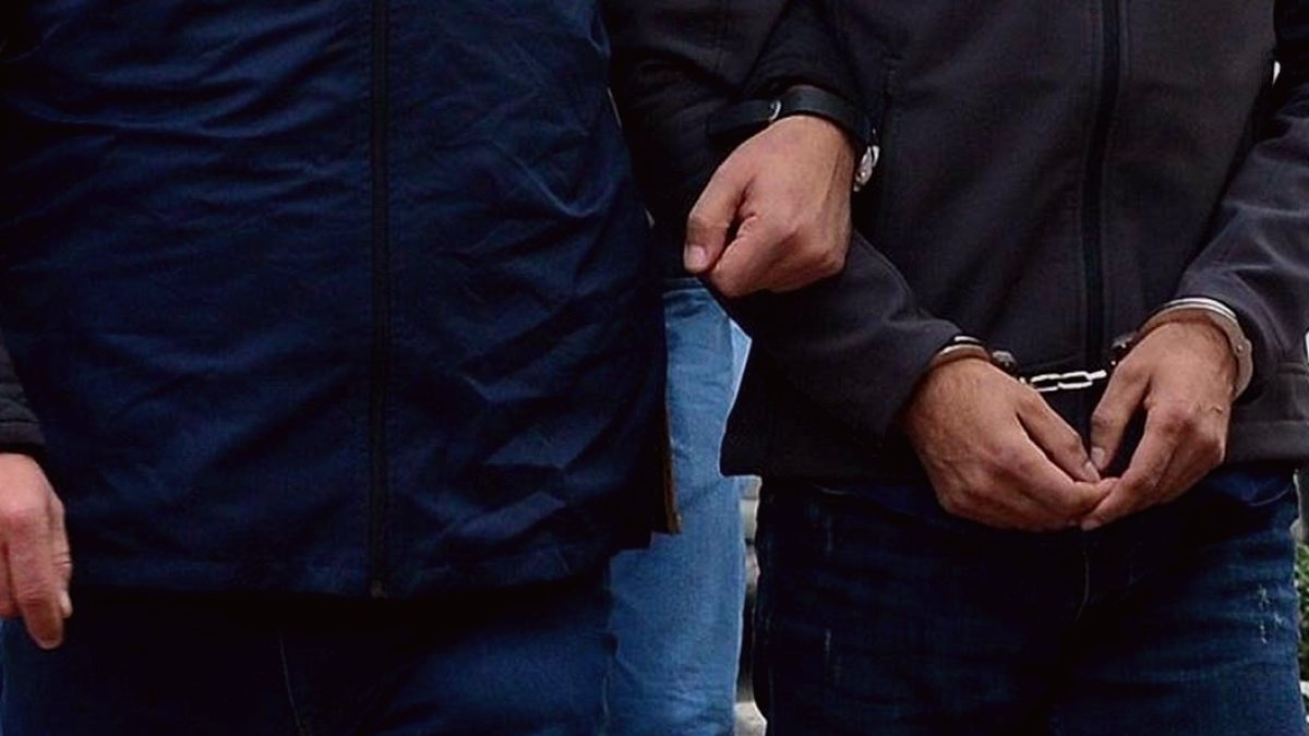 İzmir'de FETÖ Yapılanmasına Büyük Darbe: 78 Gözaltı Kararı