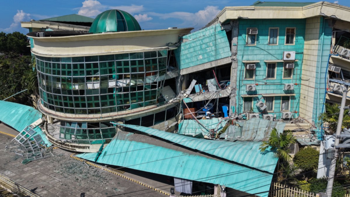 Filipinler'de Yıkıcı Deprem: Can Kaybı Artıyor
